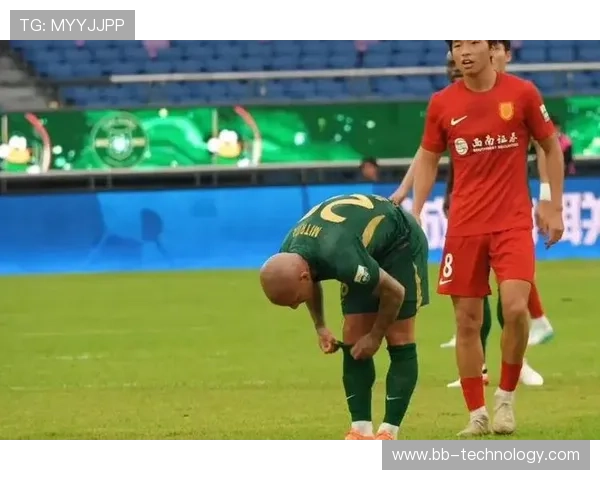 中足联考虑处罚李镇全 最终采取谨慎策略